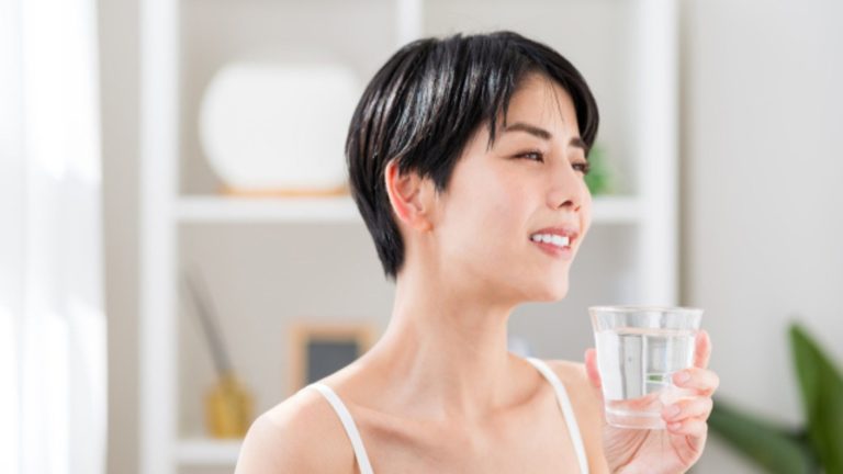 軟水と硬水の違いは?特徴とメリット・デメリット、料理の使い分けなどを解説 - 株式会社シルフラーレ