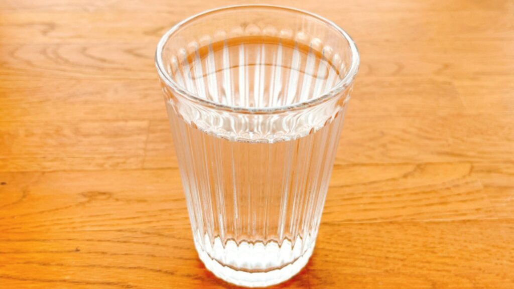 水が苦い原因は体調？水道？見分け方と正しい対処方法